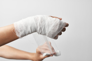 Fisioterapia para el manejo del edema posterior a una fractura de radio distal