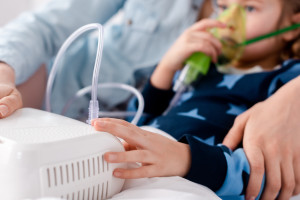 Fisioterapia Respiratoria: Un Tratamiento Eficaz para Niños con Afectación Neurológica Crónica